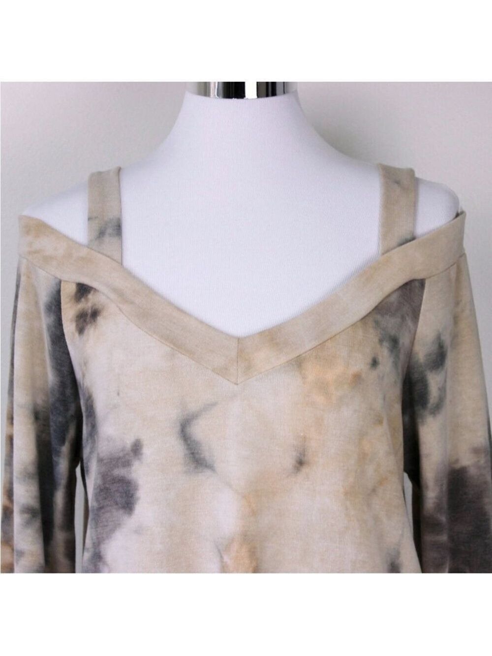 French Terry Cold Shoulder Tie Dye Top Large XL - Picture 3 of 8